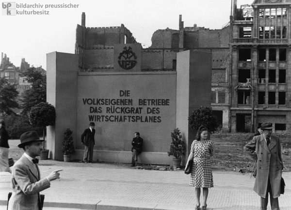 "Nationally-Owned Enterprises – The Backbone of the Economic Plan": Representatives of Nationally-Owned Enterprises Meet in Leipzig to Prepare for the Two-Year Plan for 1949/50 (July 4, 1948)